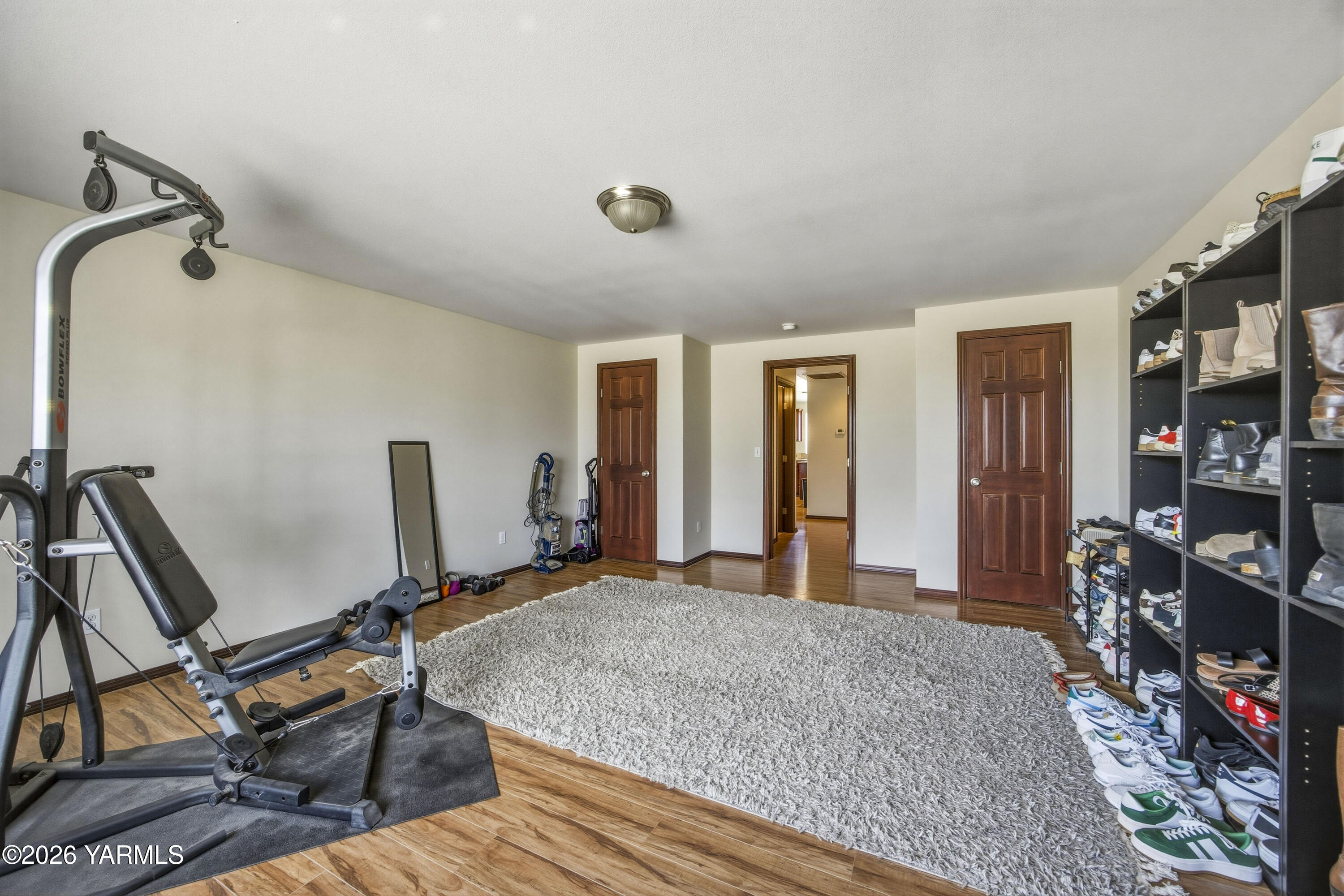2050 Olmstead Road Grandview, WA 98930 - Photo 39 of 60 a view of a room with gym equipment