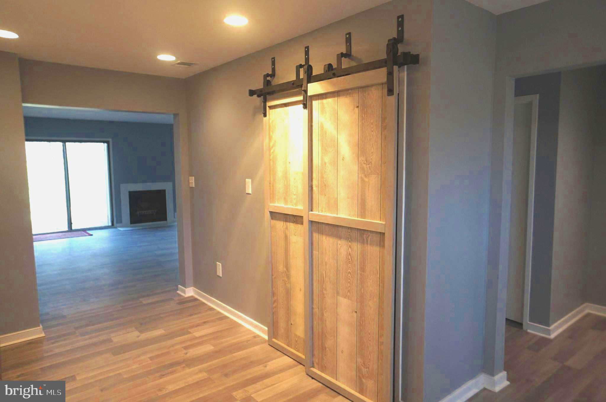 1784 Wainwright Drive Reston, VA 20190 - Photo 3 of 31 Kitchen with Barn Door