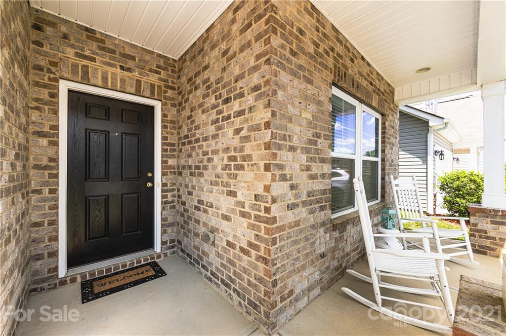 4822 Abendego Road Charlotte, NC 28213 - Photo 4 of 48 a front view of a house with a door