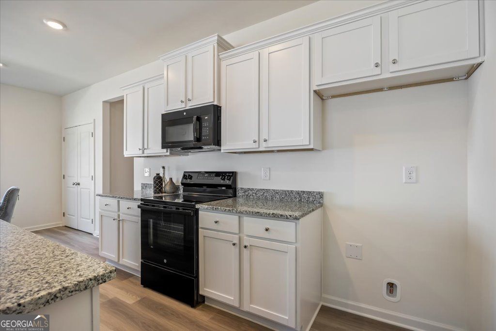 2710 Sandy Road Conyers, GA 30013 - Photo 15 of 40