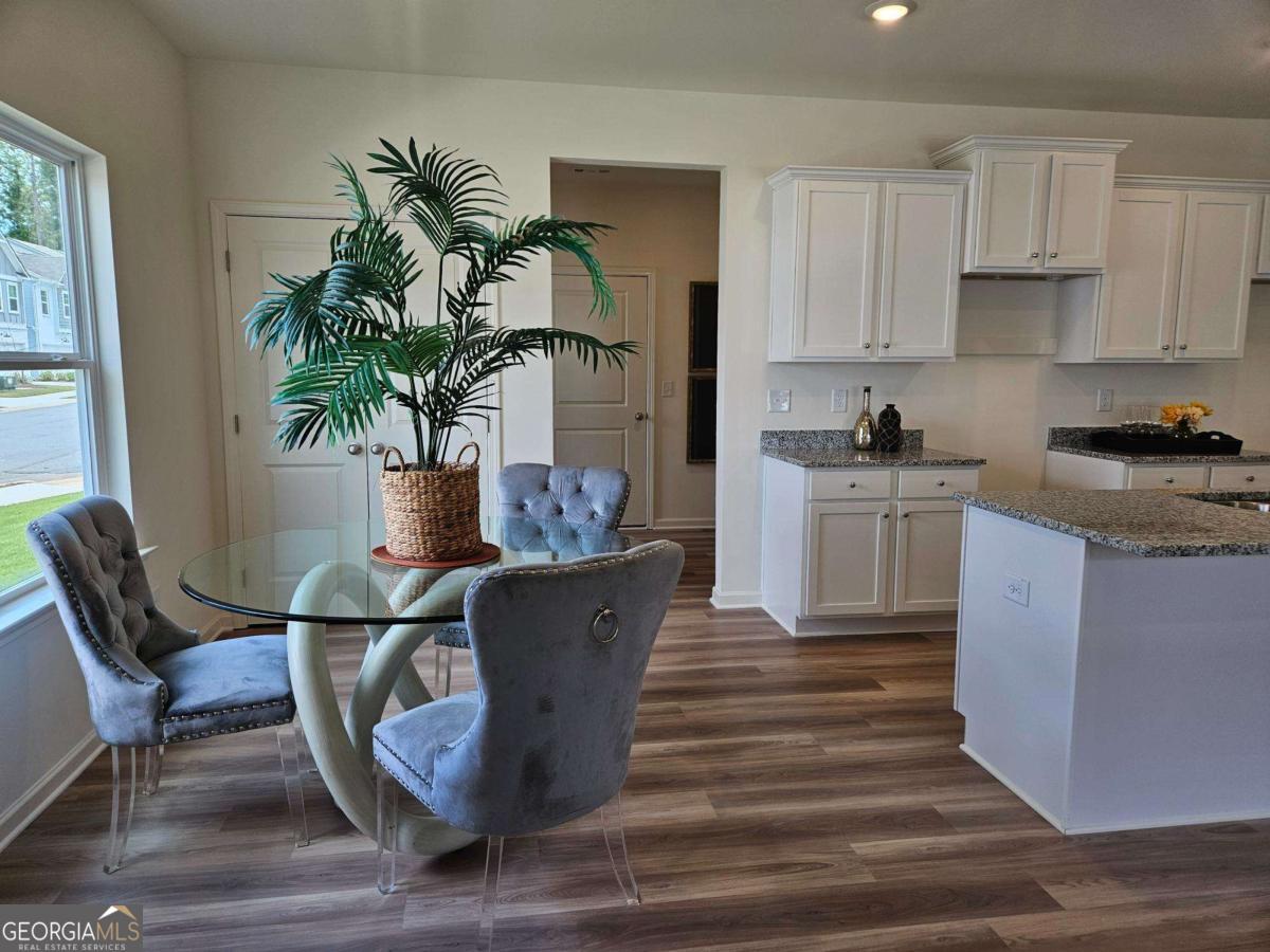 2710 Sandy Road Conyers, GA 30013 - Photo 9 of 40