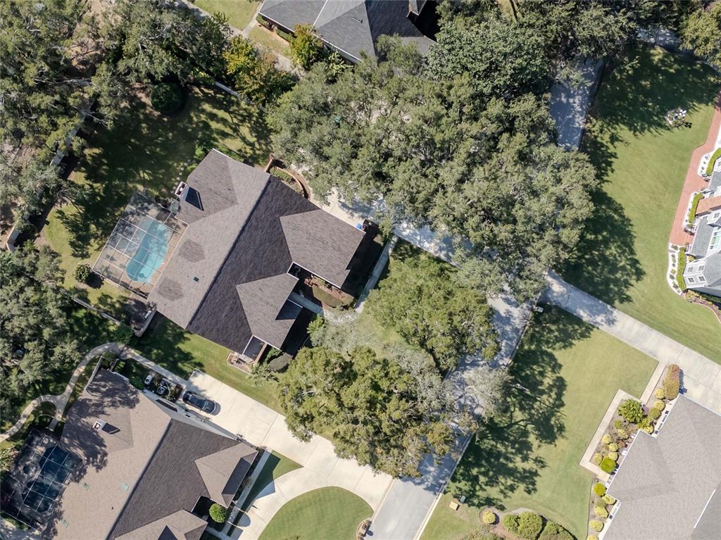 4511 Country Gate Court Valrico, FL 33596 - Photo 48 of 64 an aerial view of a house with a yard