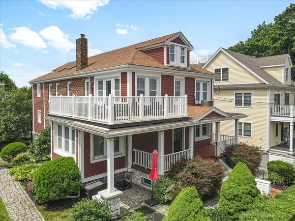 $849,000 | 9 Park Street, Unit 10, Boston, MA 02122