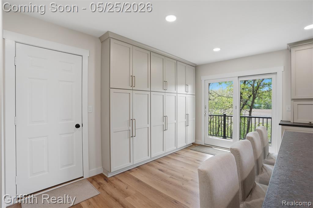 10232 Spencer Road Brighton, MI 48114 - Photo 14 of 57