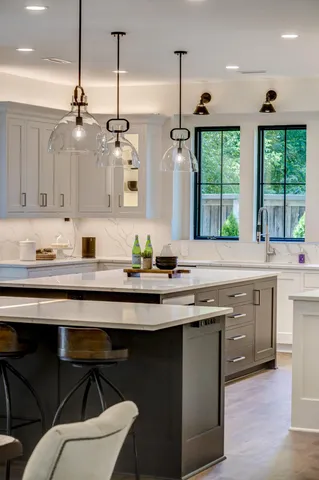 $1,795,000 | 809 5th Street North, Stillwater, MN 55082