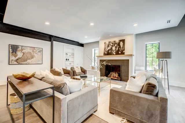 $1,795,000 | 809 5th Street North, Stillwater, MN 55082