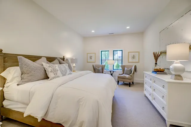 $1,795,000 | 809 5th Street North, Stillwater, MN 55082