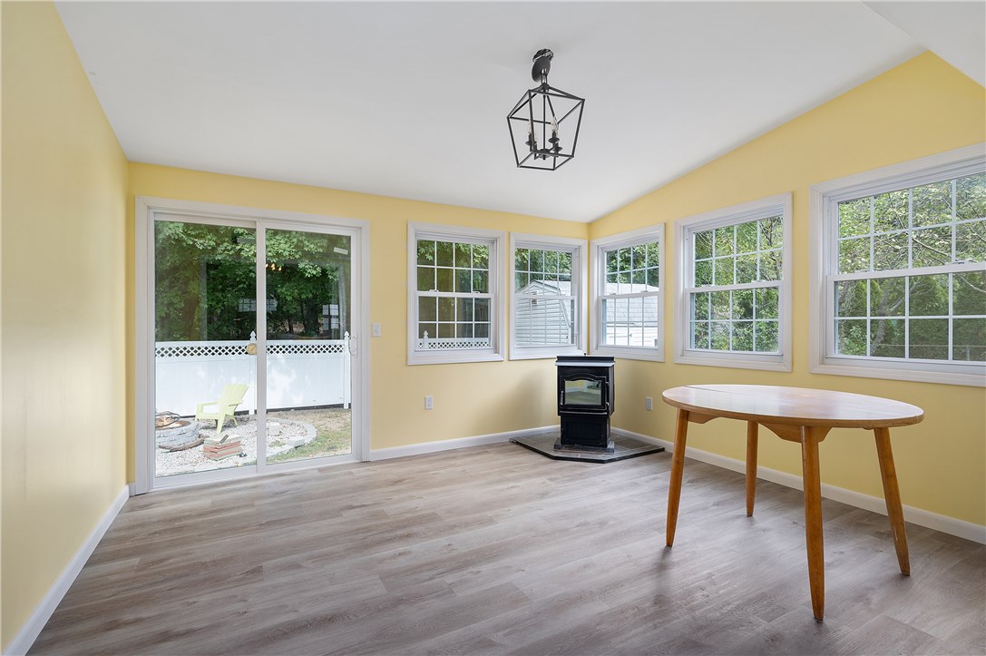 18 Spencer Road Smithfield, RI 02828 - Photo 13 of 25