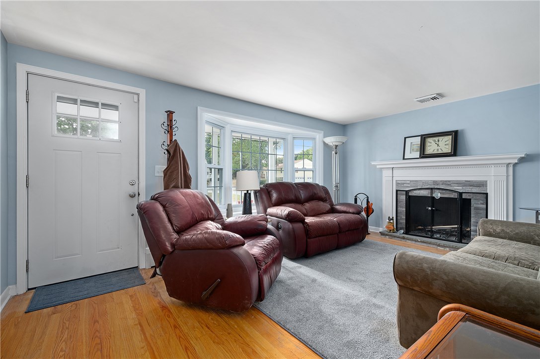18 Spencer Road Smithfield, RI 02828 - Photo 18 of 25