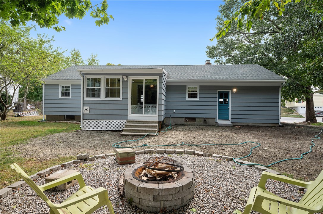 18 Spencer Road Smithfield, RI 02828 - Photo 7 of 25