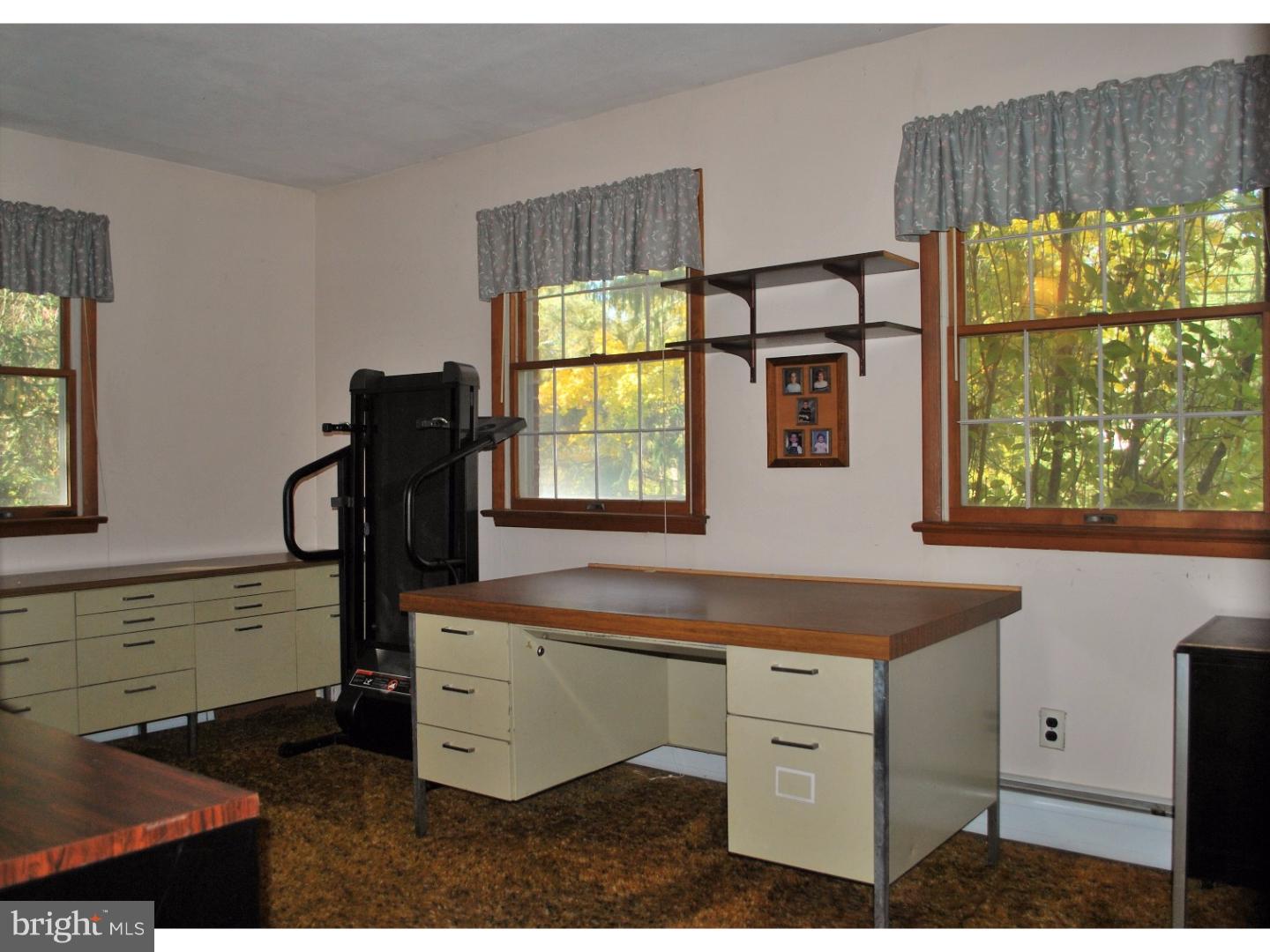 319 Park Road Ambler, PA 19002 - Photo 11 of 17 Gallery Image 11