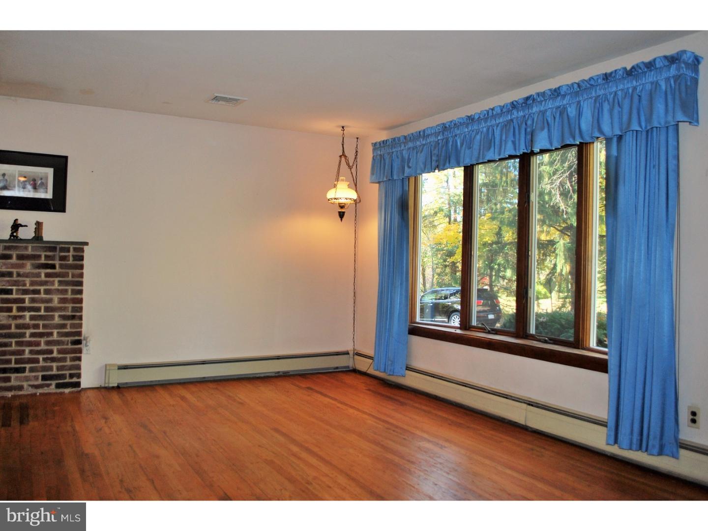 319 Park Road Ambler, PA 19002 - Photo 3 of 17 Gallery Image 3