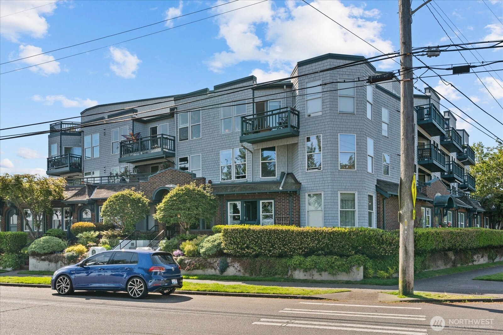 2920 Alki Avenue Southwest, Unit 409 Seattle, WA 98116 - Photo 23 of 26