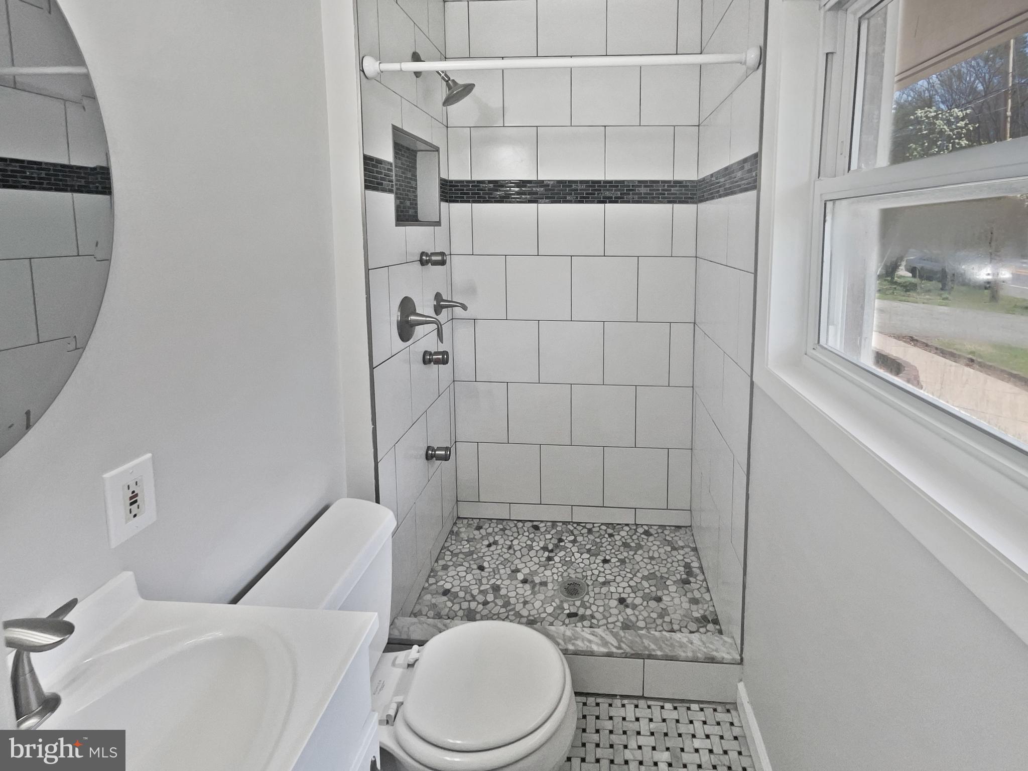 6706 Telegraph Road Alexandria, VA 22310 - Photo 13 of 20 Gallery Image 13