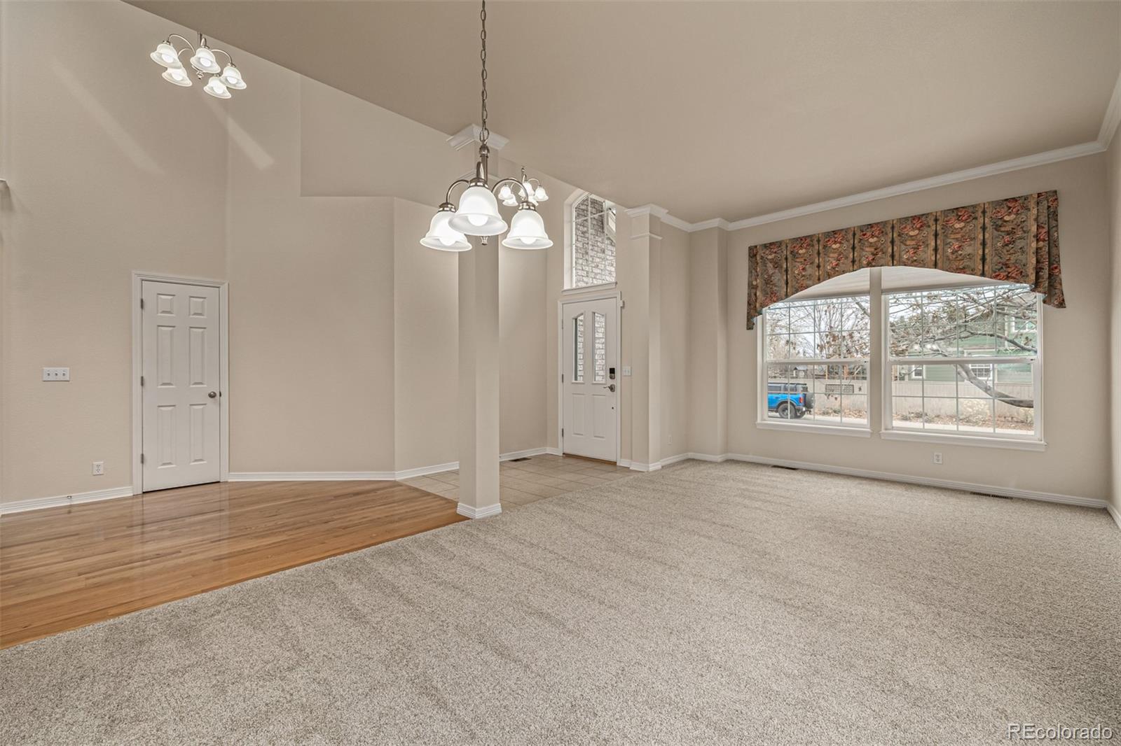 344 Whitetail Circle Lafayette, CO 80026 - Photo 7 of 50