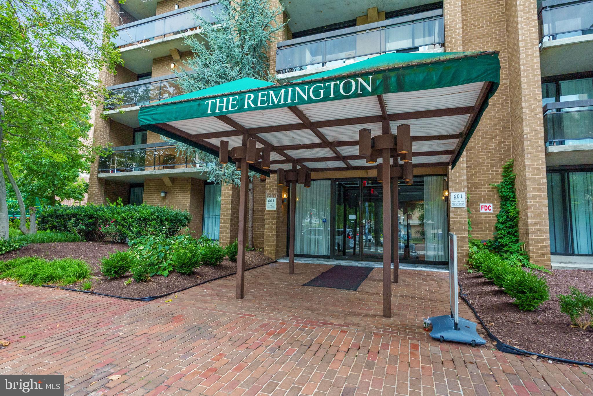 601 24th Street Northwest, Unit 306 Washington, DC 20037 - Photo 3 of 34 a view of a chairs and table in the patio