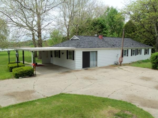 128 South Snow Prairie Road Coldwater, MI 49036 - Photo 1 of 18 101_3343