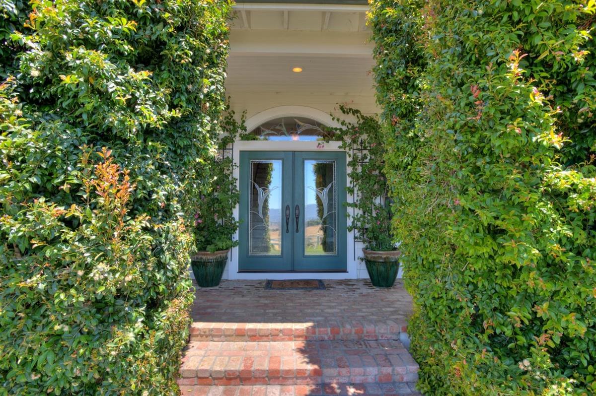 2563 Bridle Path Drive Gilroy, CA 95020 - Photo 14 of 59