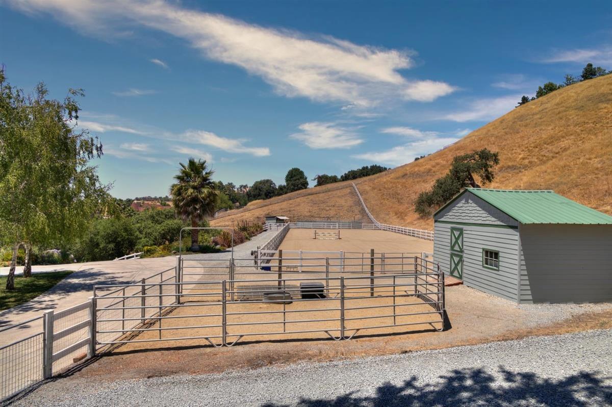 2563 Bridle Path Drive Gilroy, CA 95020 - Photo 50 of 59