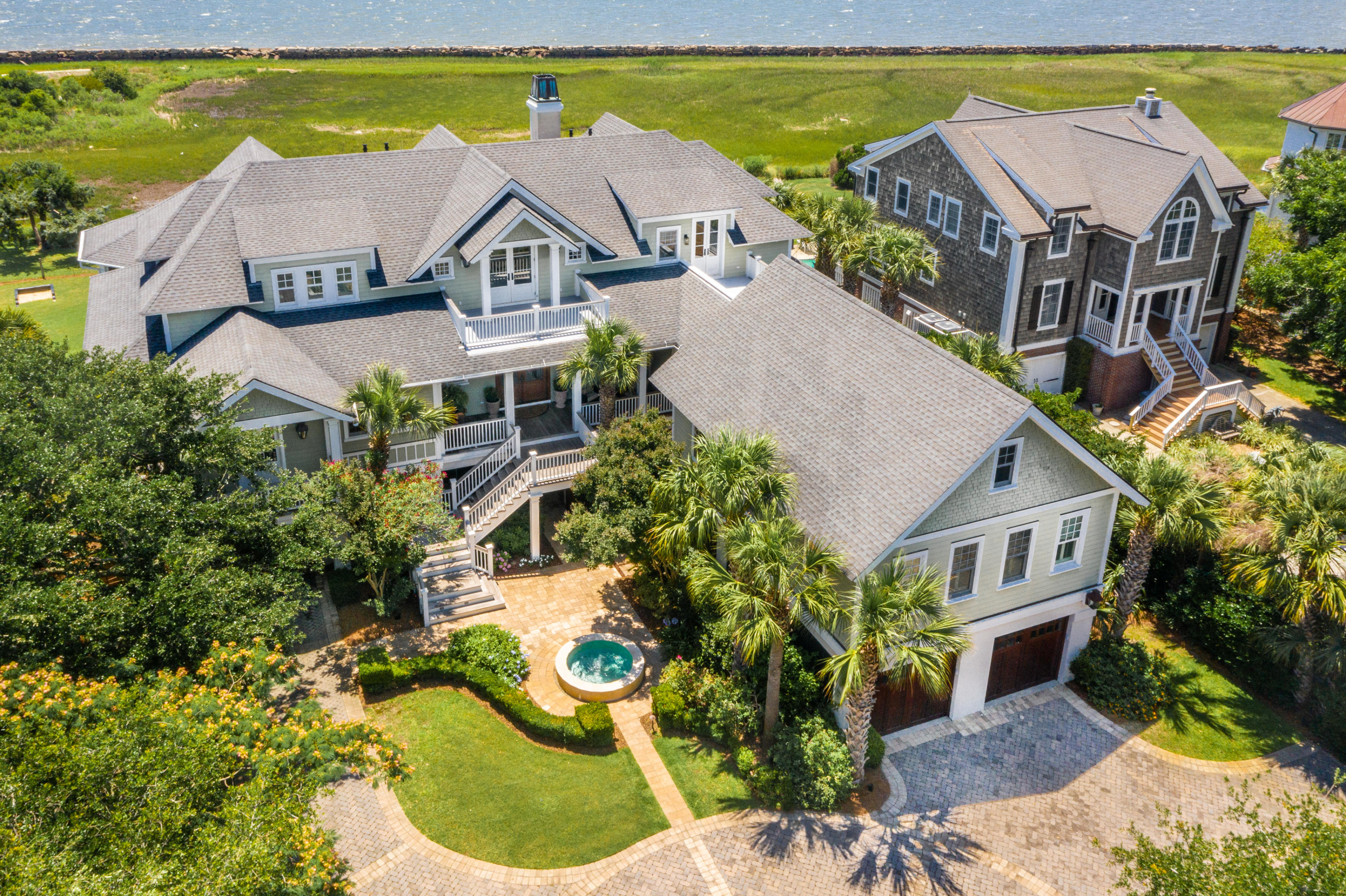847 Middle Street Sullivans Island, SC 29482 - Photo 2 of 38 847MiddleStreet-KeenEyeMarketing-125