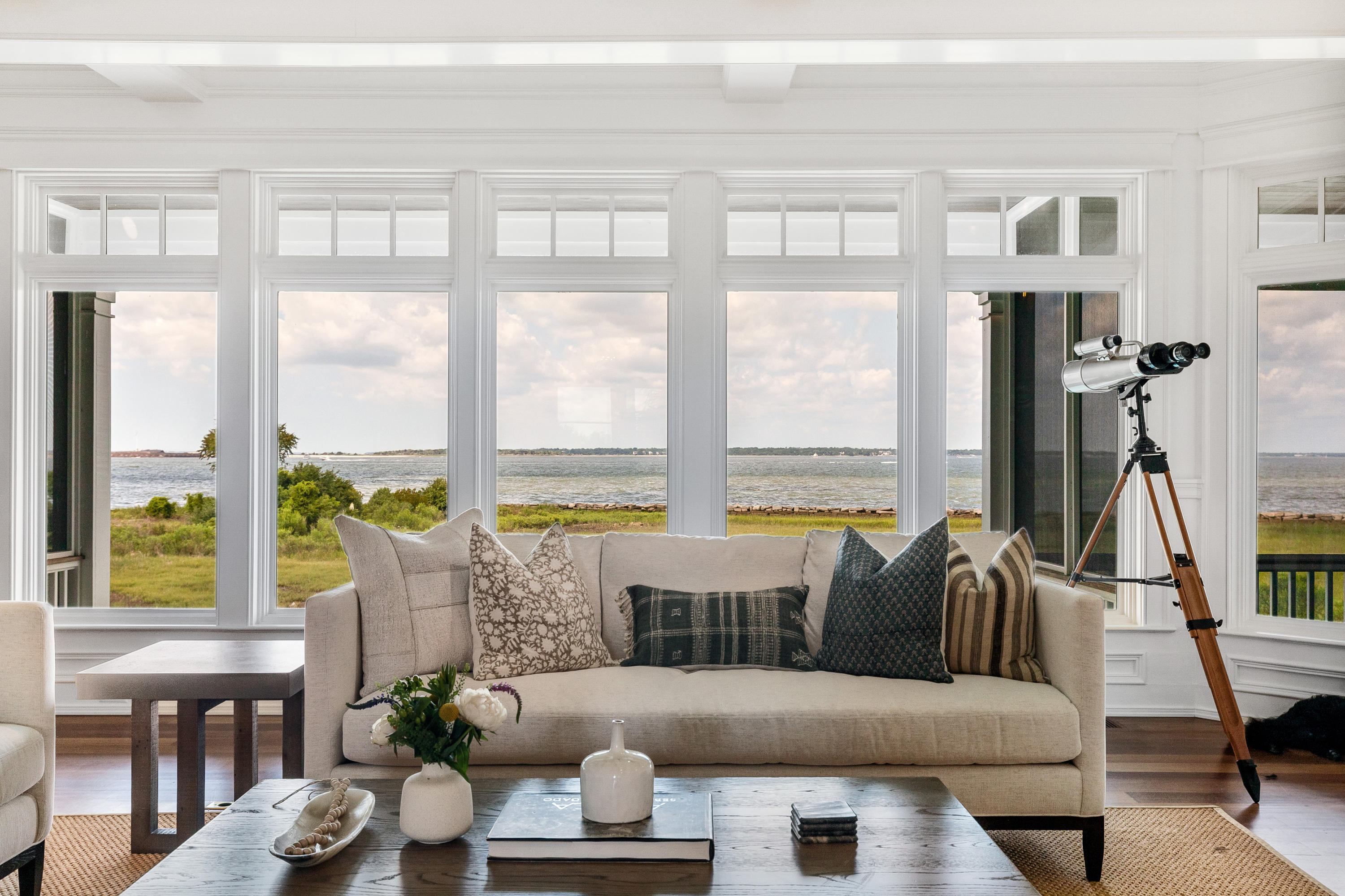 847 Middle Street Sullivans Island, SC 29482 - Photo 11 of 38 847MiddleStreet-KeenEyeMarketing-016