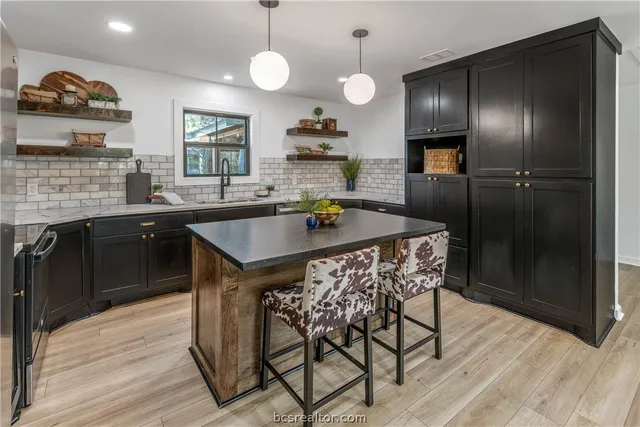 $2,359,000 | 798 Lcr 703 ( /-163 Ac ), Kosse, TX 76653