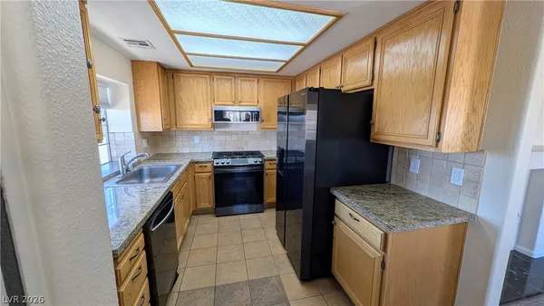 $194,900 | 1685 Strasbourg Way, Unit 1685, Henderson, NV 89014