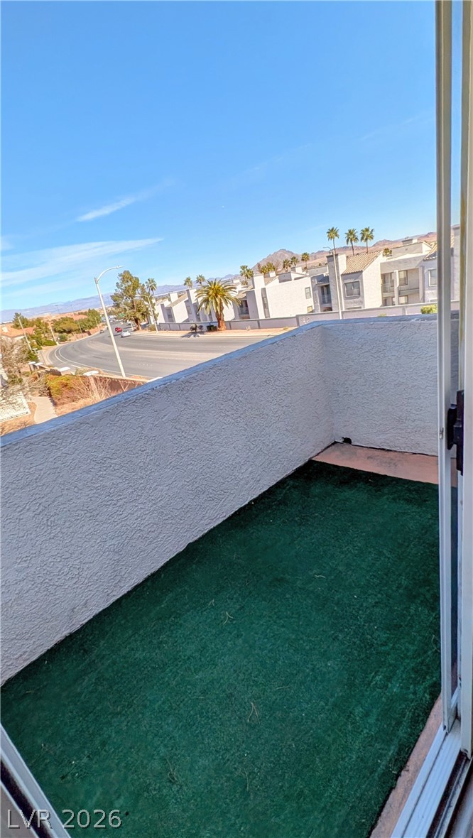 1685 Strasbourg Way, Unit 1685 Henderson, NV 89014 - Photo 8 of 22 Balcony with a residential view
