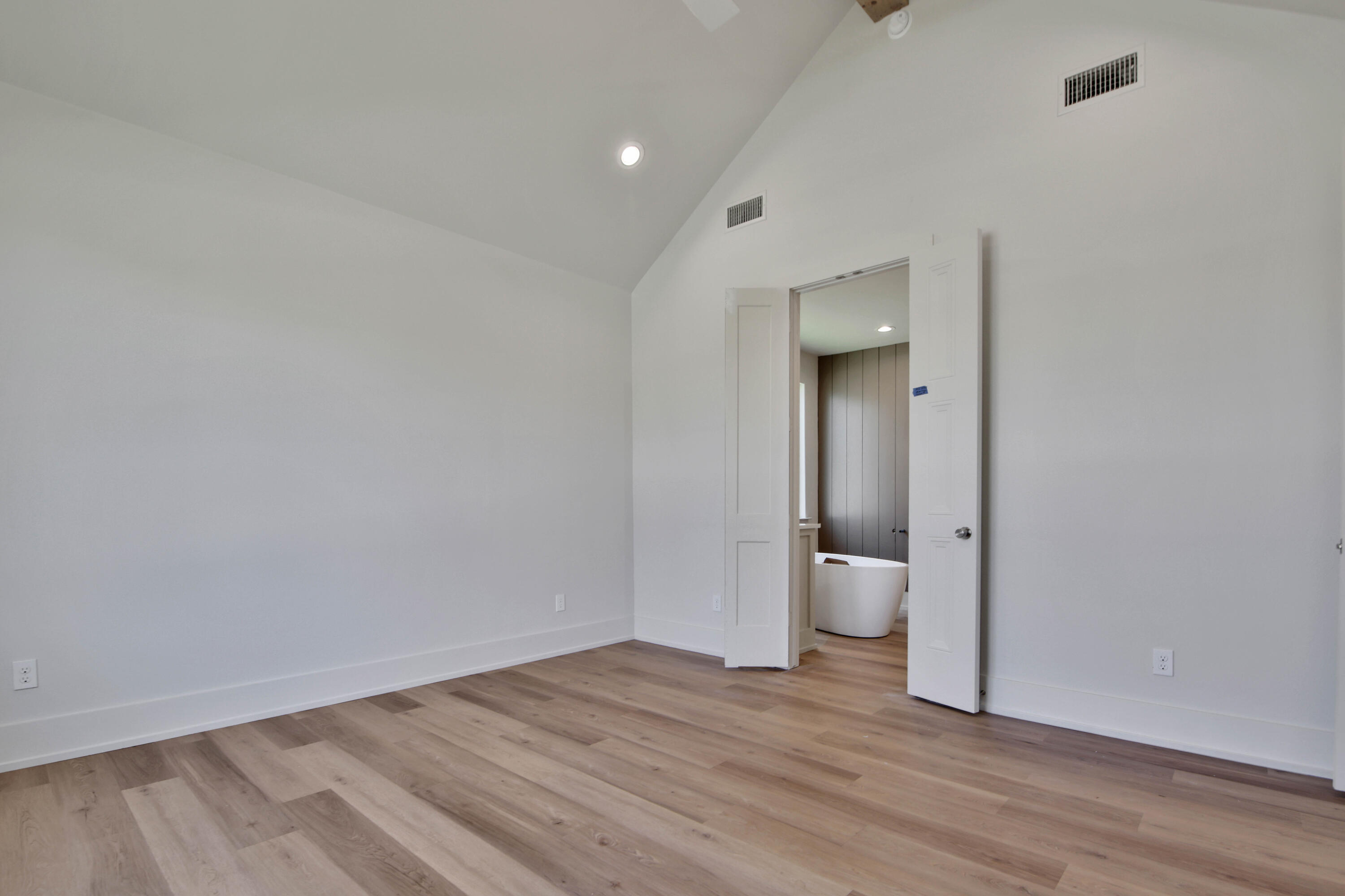 5845 111th Street Lubbock, TX 79424 - Photo 20 of 35 IMG_9327