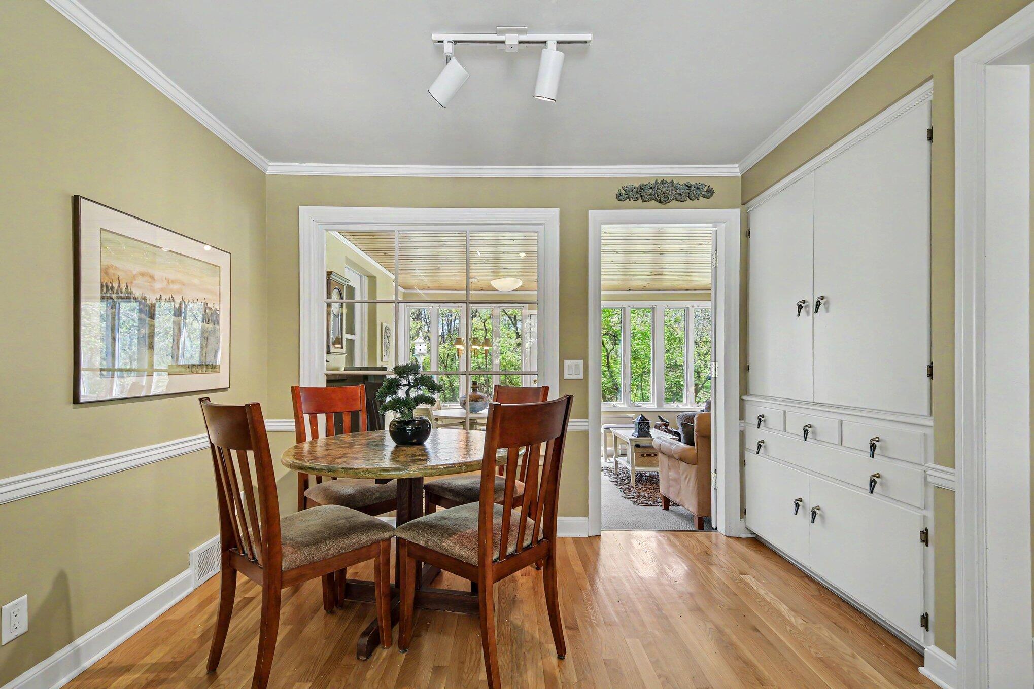 2335 Breton Road Southeast Grand Rapids, MI 49546 - Photo 13 of 44 017_file_4754