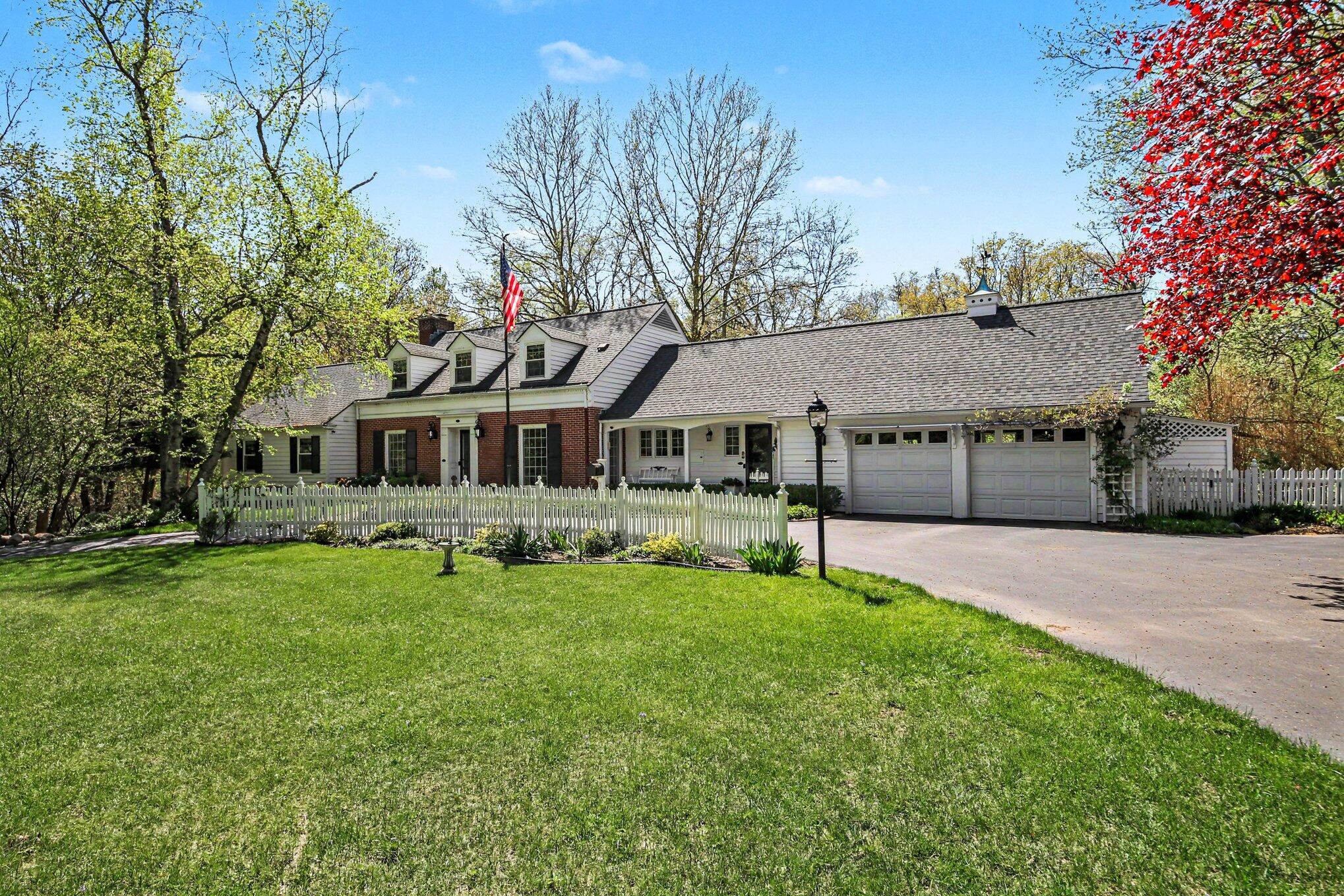 2335 Breton Road Southeast Grand Rapids, MI 49546 - Photo 36 of 44 006_file_2489
