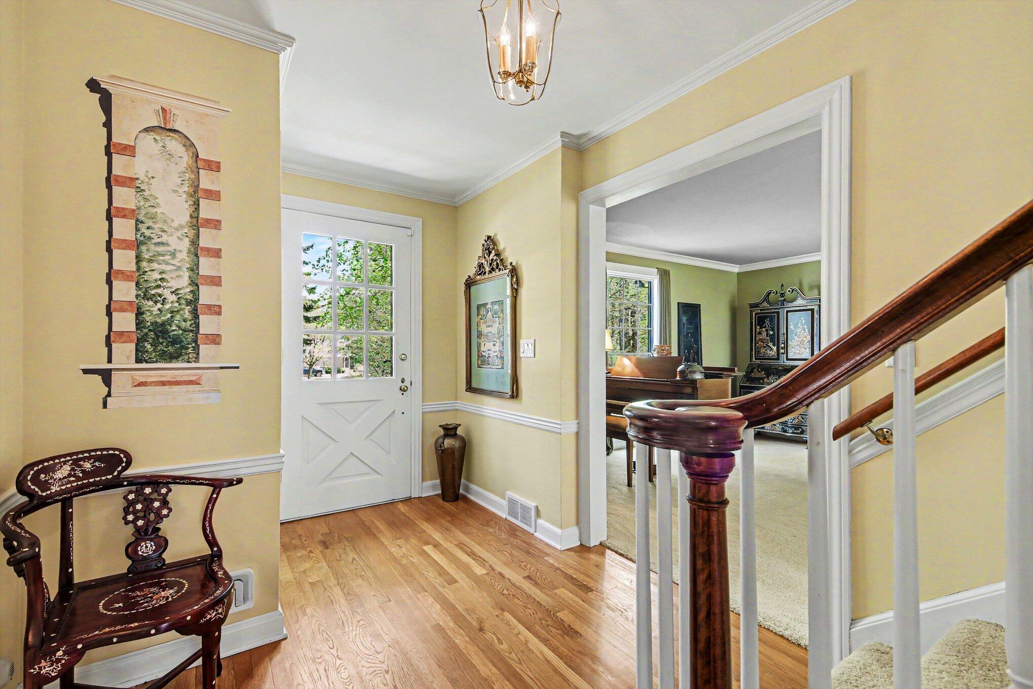 2335 Breton Road Southeast Grand Rapids, MI 49546 - Photo 4 of 44 009_file_8885
