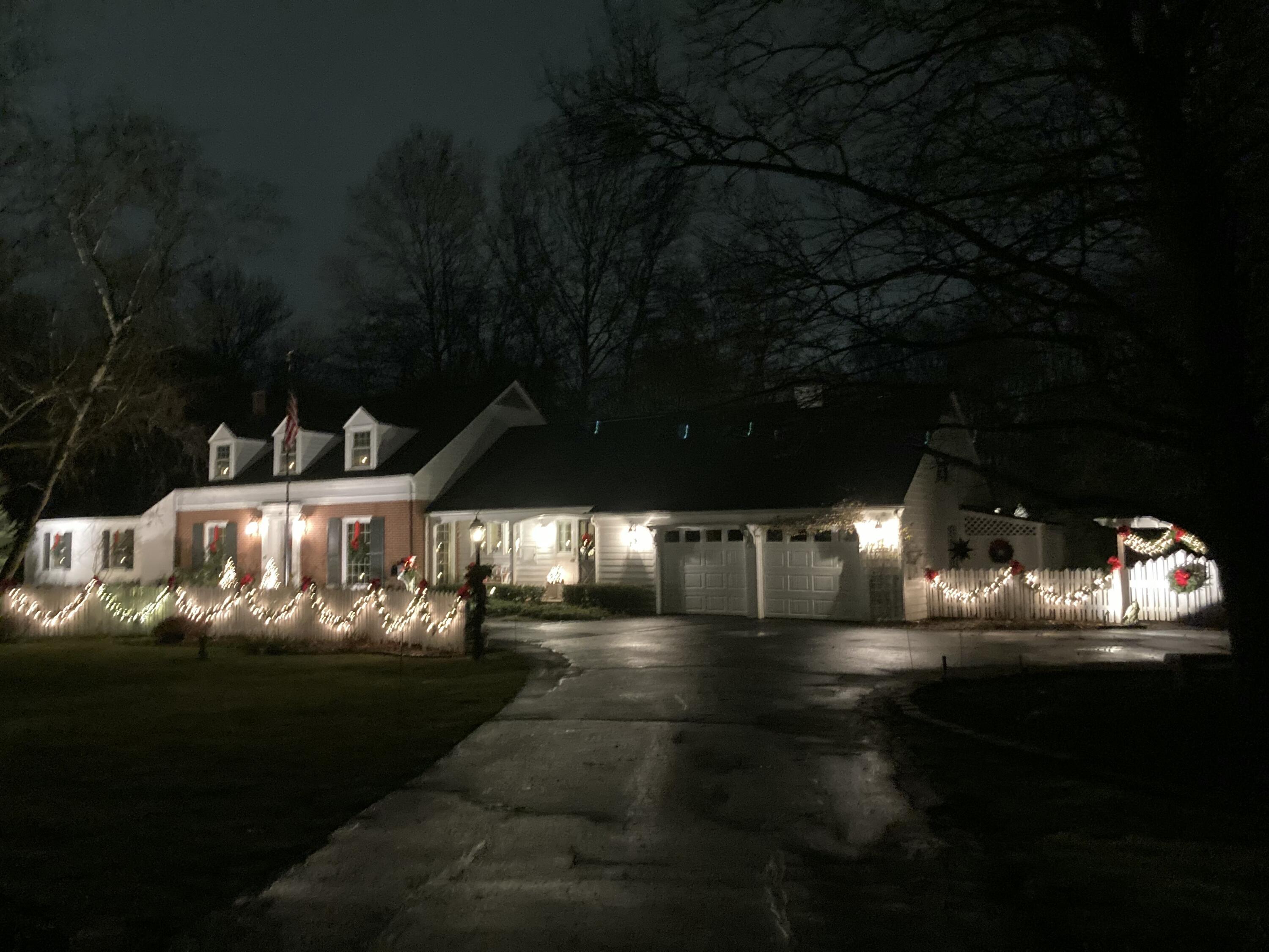 2335 Breton Road Southeast Grand Rapids, MI 49546 - Photo 41 of 44 IMG_3082
