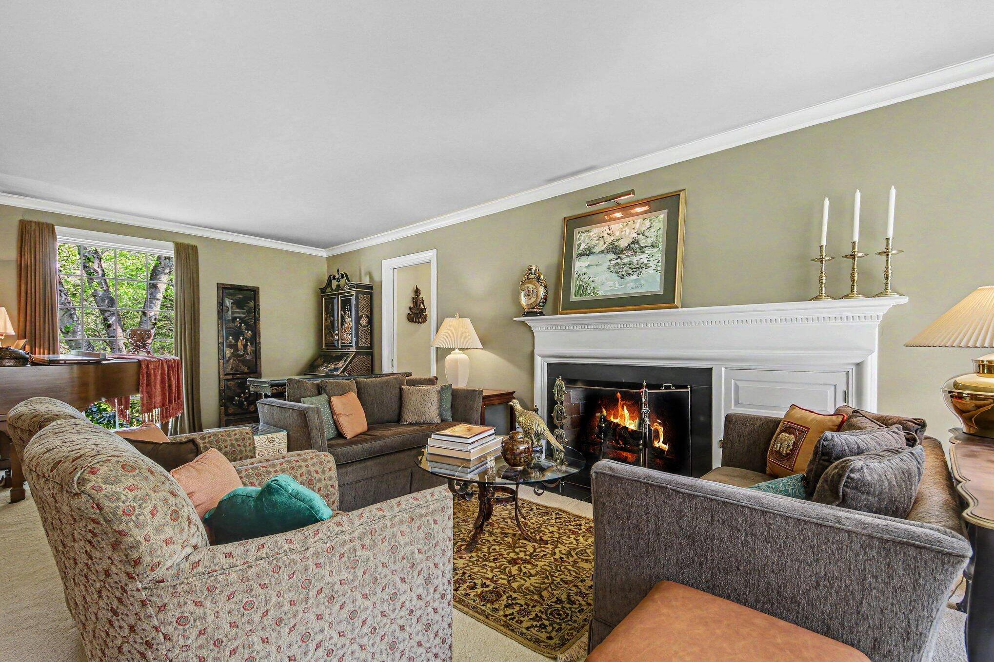 2335 Breton Road Southeast Grand Rapids, MI 49546 - Photo 7 of 44 010_file_6251