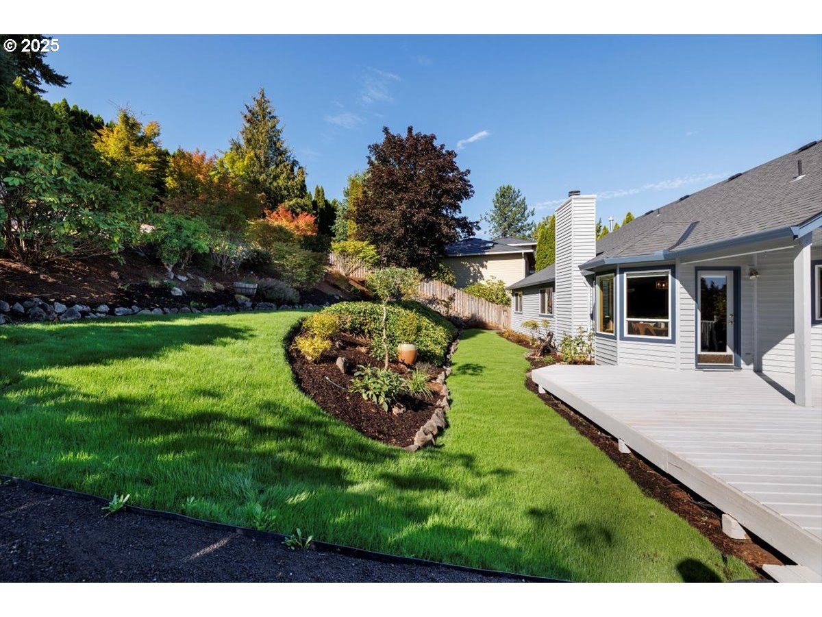 18820 Southwest Kelly View Loop Beaverton, OR 97007 - Photo 33 of 42 Gallery Image 33
