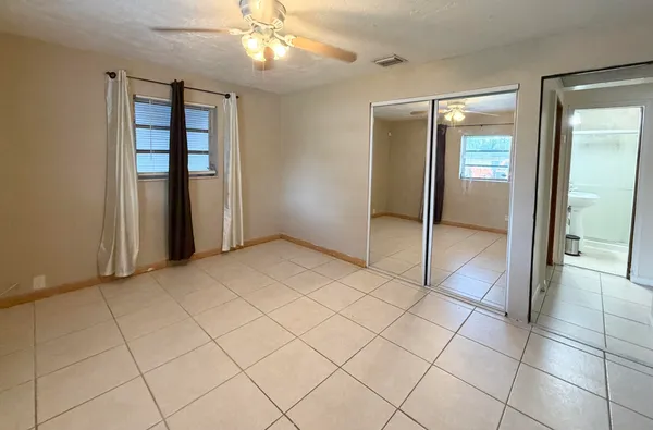 $2,500 | 4484 Southwest 49th Court, Dania Beach, FL 33314