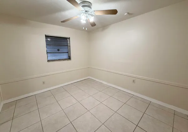 $2,500 | 4484 Southwest 49th Court, Dania Beach, FL 33314