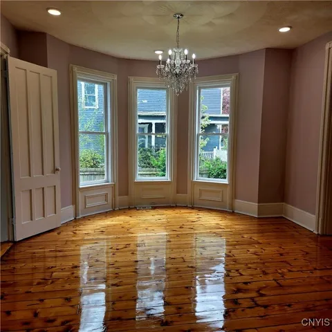 $359,000 | 317 Broad Street, Oneida, NY 13421