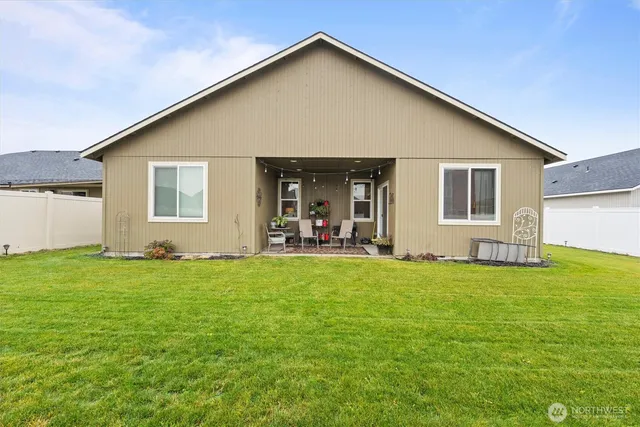$410,000 | 1354 Burr Avenue, Moses Lake, WA 98837