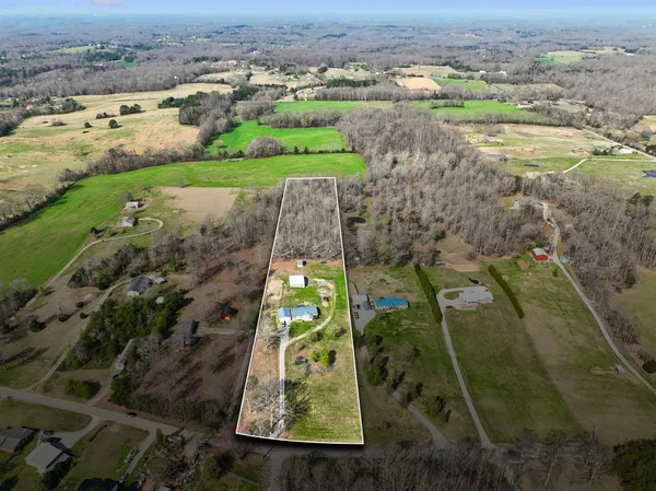 $360,000 | 555 Wesley Chapel Road, Sparta, TN 38583