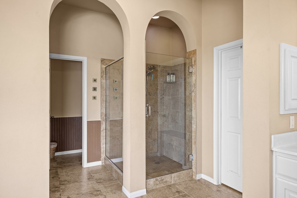 1095 Elm Pass Road Center Point, TX 78010 - Photo 16 of 63 Gallery Image 16