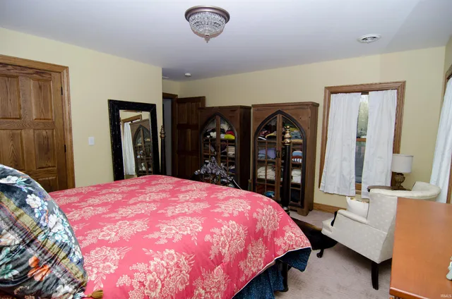 $789,900 | 113 Lakewood Drive, Vincennes, IN 47591