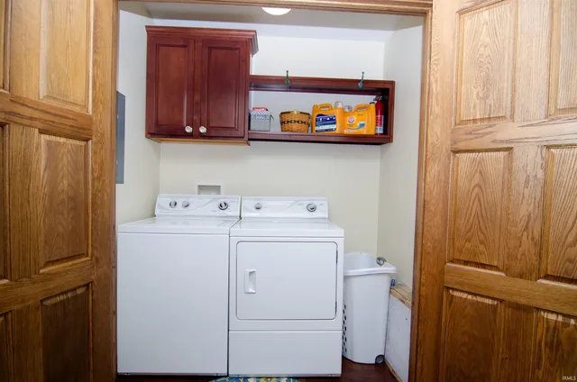 $789,900 | 113 Lakewood Drive, Vincennes, IN 47591