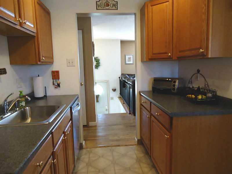 1217 Kings Mill Road Aliquippa, PA 15001 - Photo 3 of 24 Kitchen.