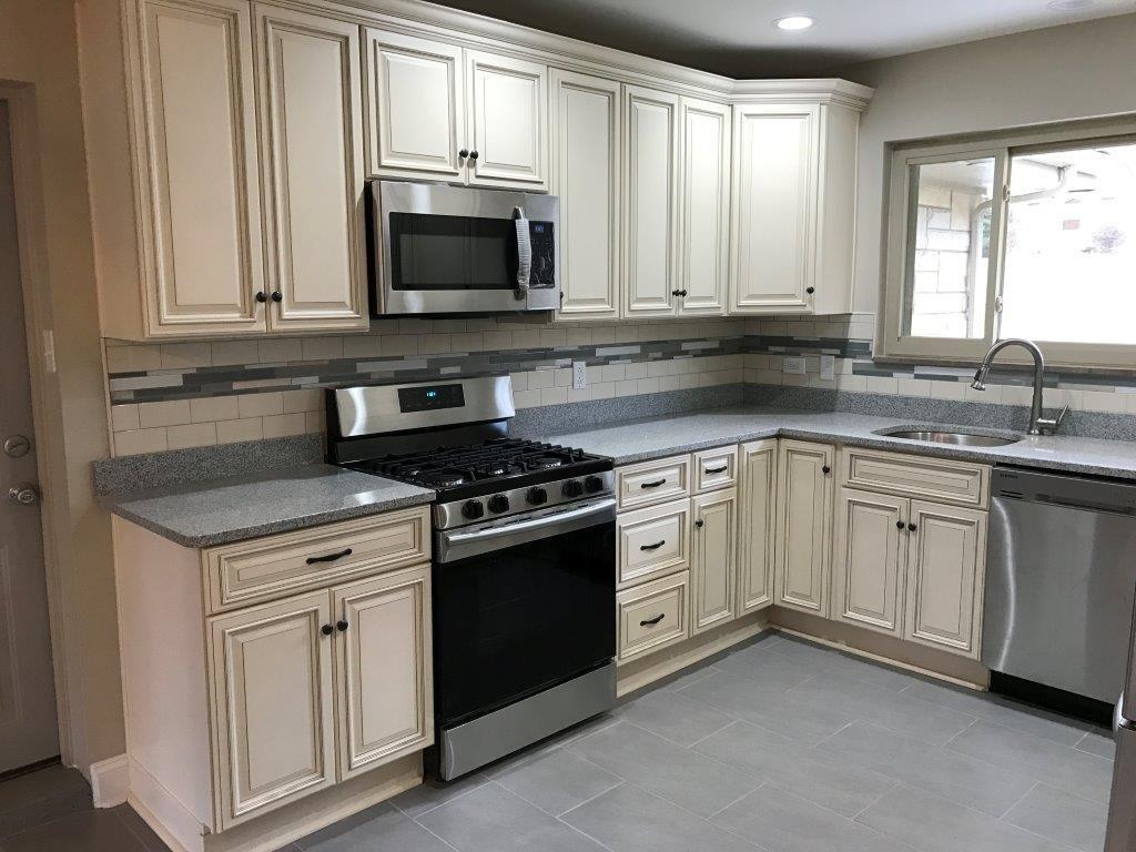 4741 Baptist Road Whitehall, PA 15227 - Photo 3 of 25 Gallery Image 3