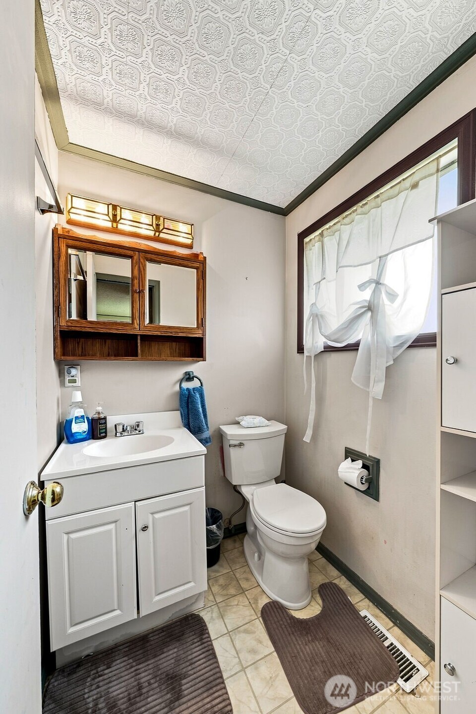 1111 Pierce Avenue Northeast Renton, WA 98056 - Photo 14 of 29 Gallery Image 14