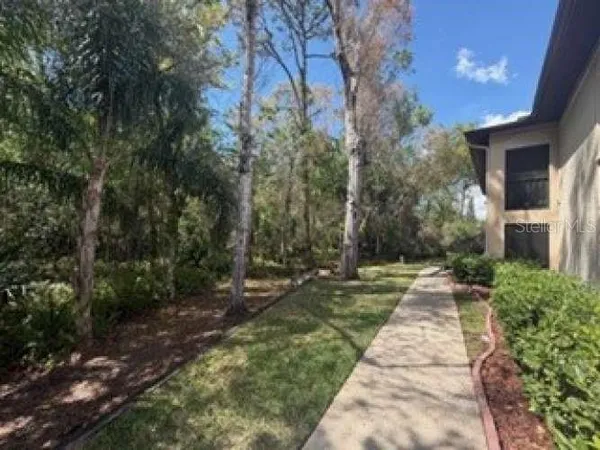 $170,000 | 3301 Crystal Court East, Unit O, Palm Harbor, FL 34685