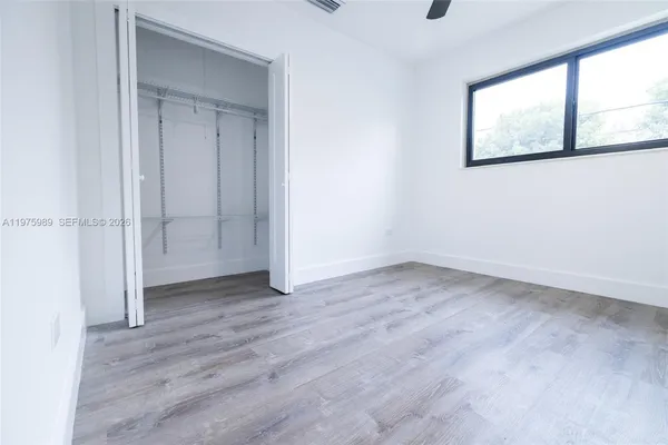 $5,850 | 3401 Southwest 17th Street, Unit 3401, Miami, FL 33145