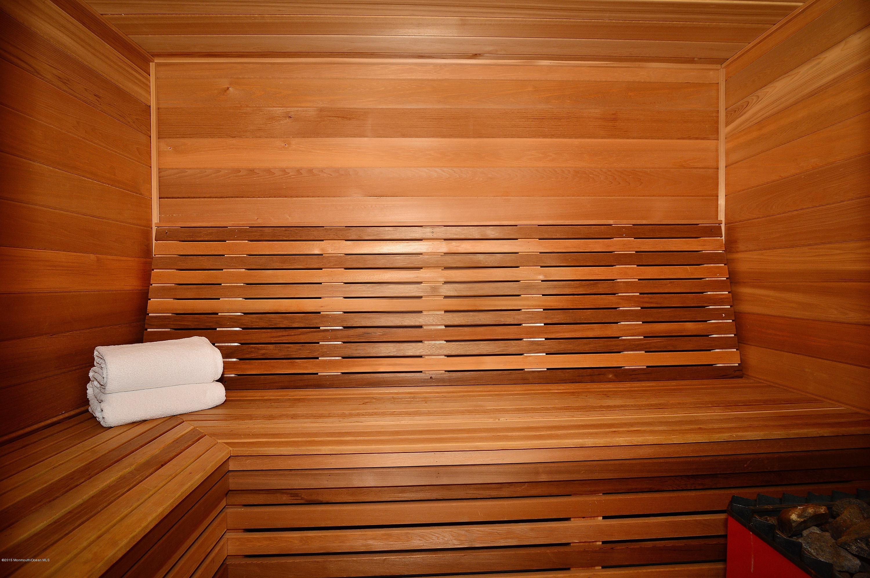 19 Oakes Road Rumson, NJ 07760 - Photo 35 of 43 Sauna