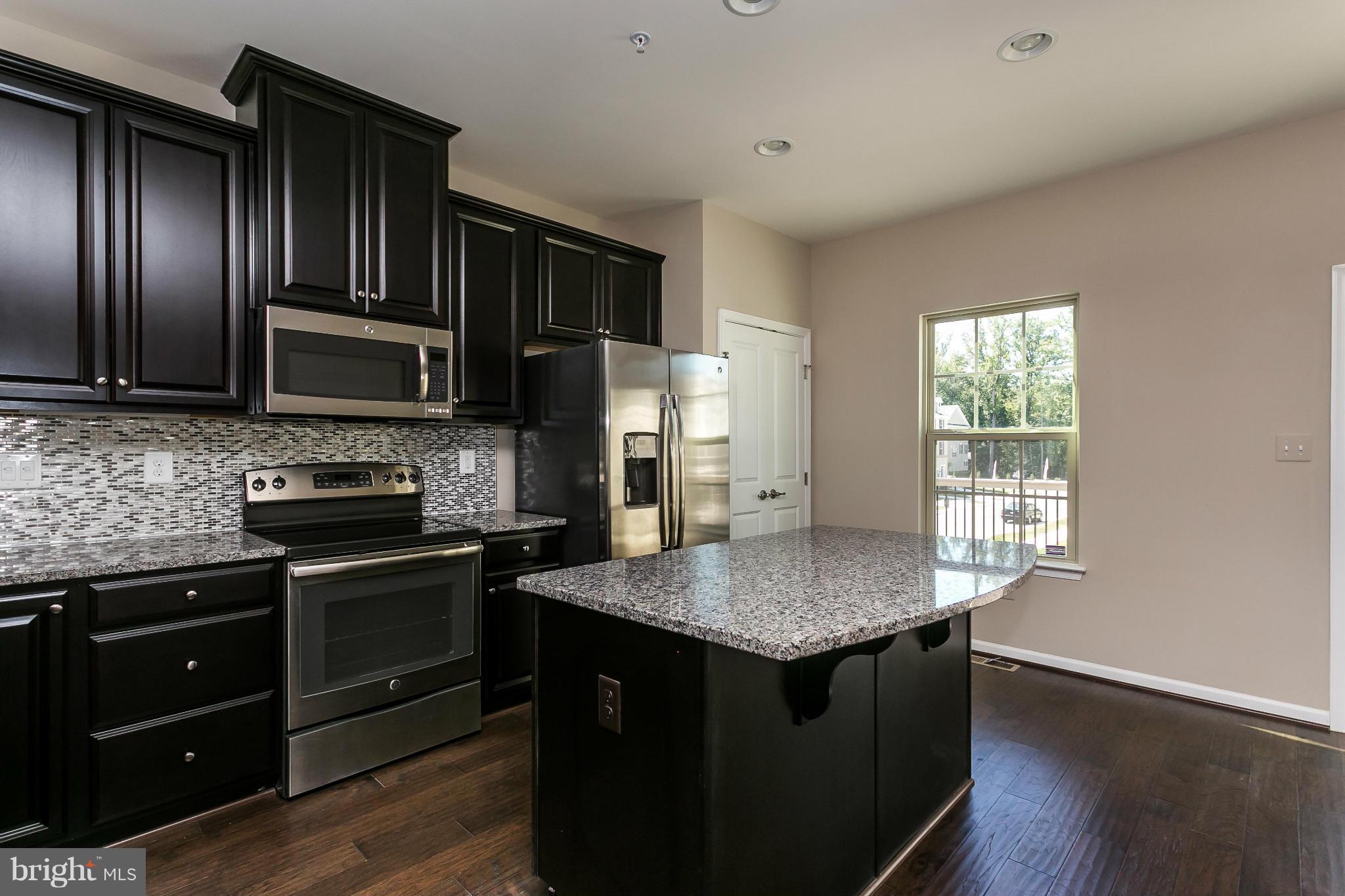 1100 Windlass Glen Road Middle River, MD 21220 - Photo 9 of 29 Kitchen